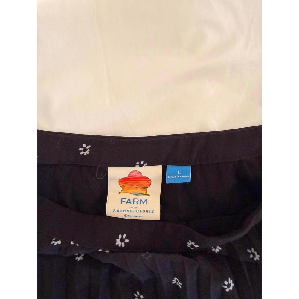 Farm Rio - Black Pleated Midi Skirt with Floral Border Print, Size L - Picture 6 of 7
